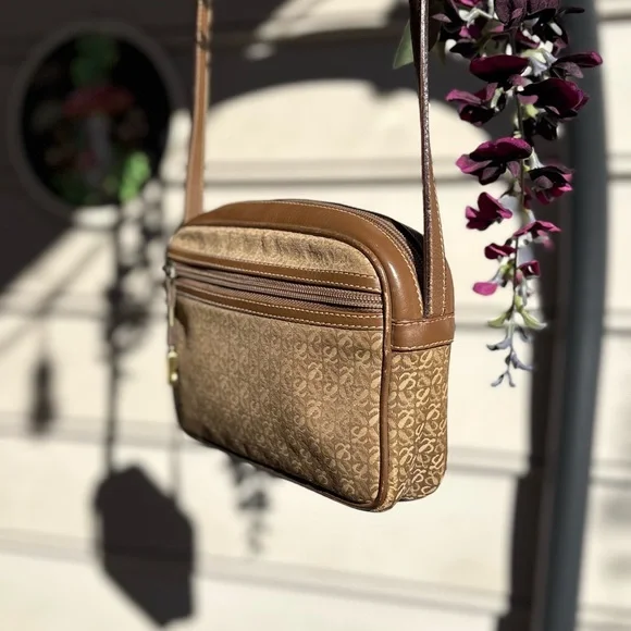 Vintage Loewe Signature Logo Canvas Crossbody | Rare | Excellent Condition - Picture 2 of 13